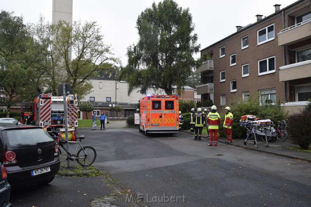 Feuer 2 Y Koeln Deutz Tenktererstr P07.JPG - Miklos Laubert